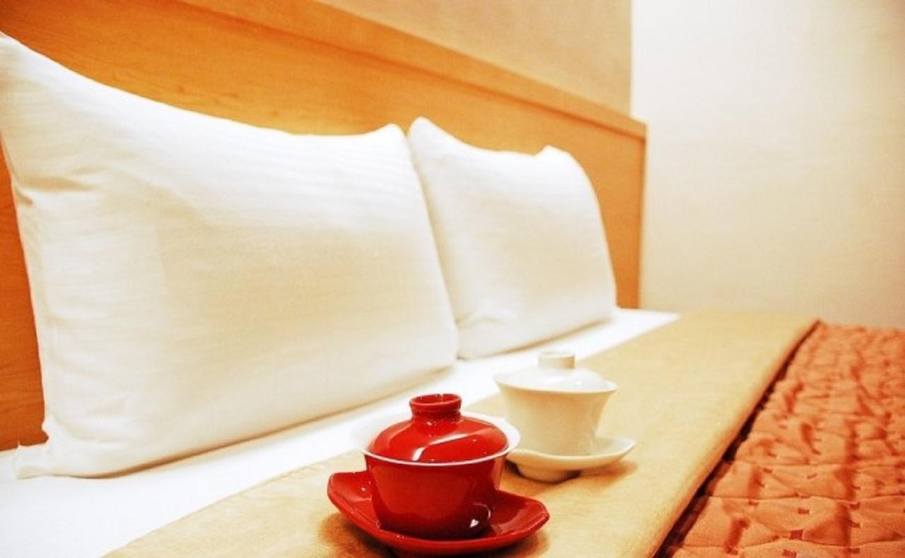 Red Cabin Inn Taipei Bagian luar foto